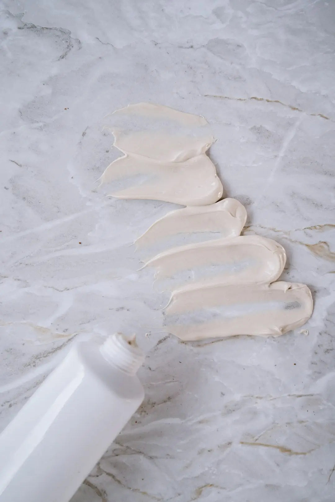 Unlock the Secret to Radiant Skin: Enhancing Your Skincare Routine with Facial Oils